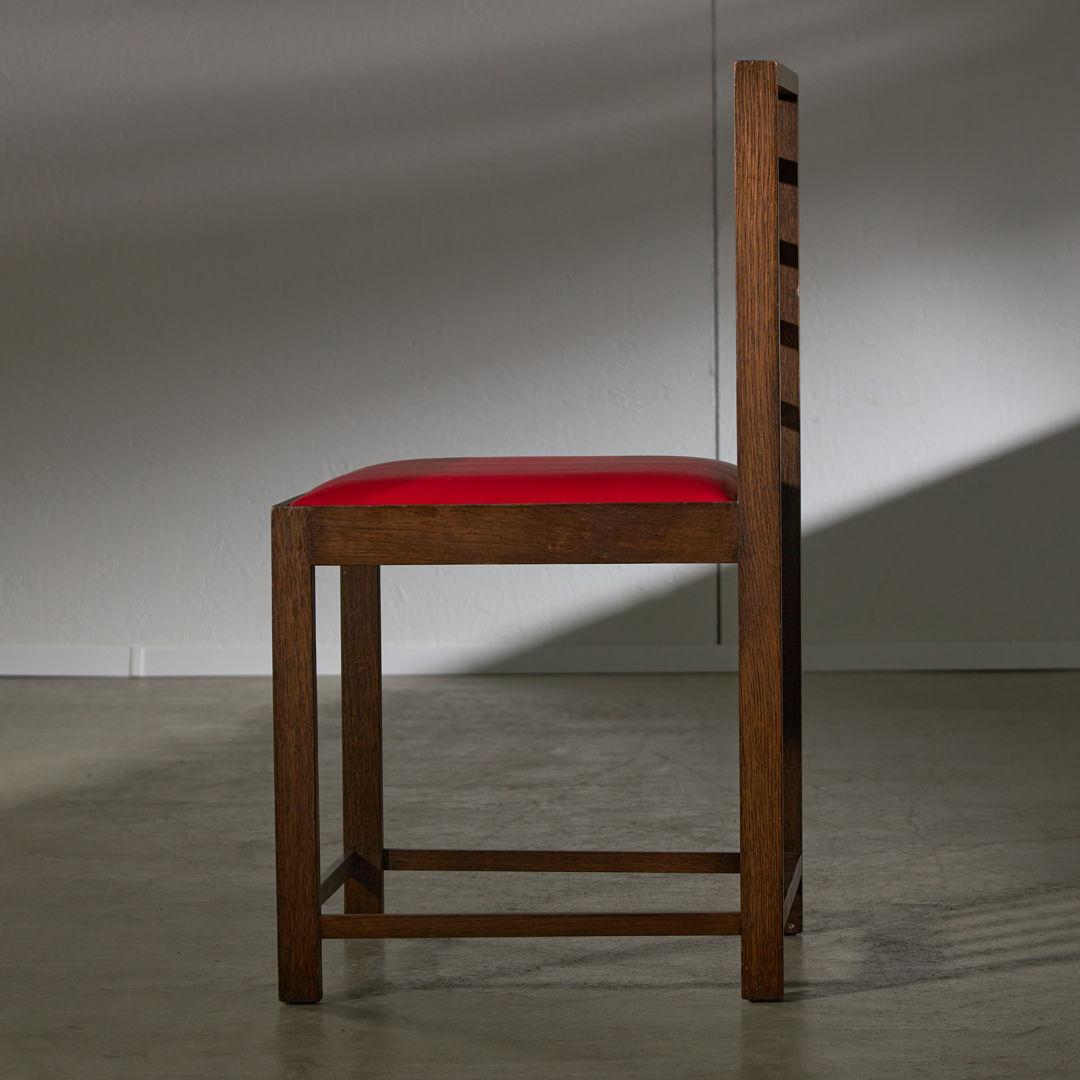 Chair Inspired by Charles Rennie Mackintosh (red)