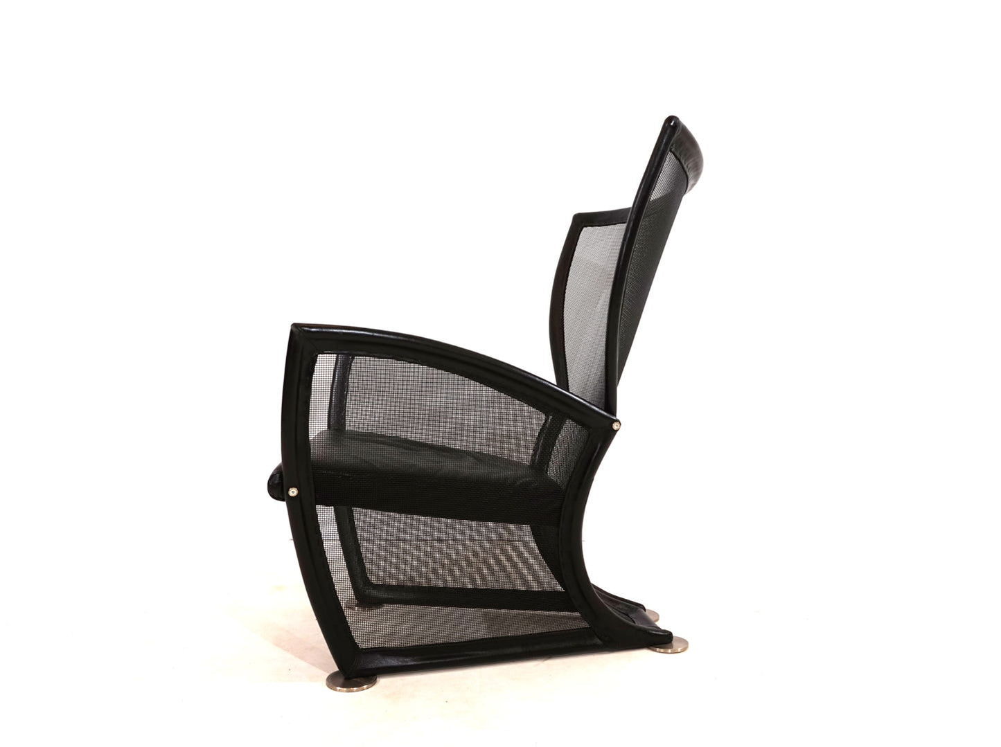 Prive leather armchair by Paolo Nava for Arflex