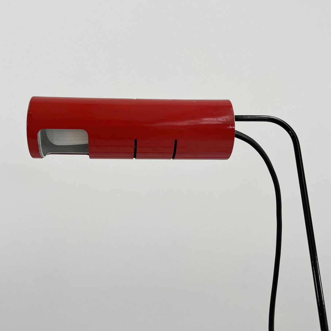 Red Slalom Desk Lamp by Vico Magistretti for Oluce, 1980s