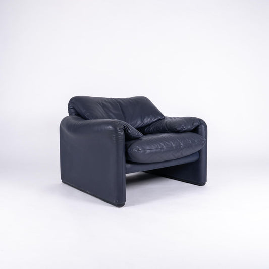 Cassina 'Maralunga' leather armchair by Vico Magistretti