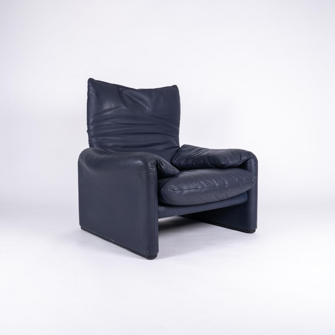 Cassina 'Maralunga' leather armchair by Vico Magistretti