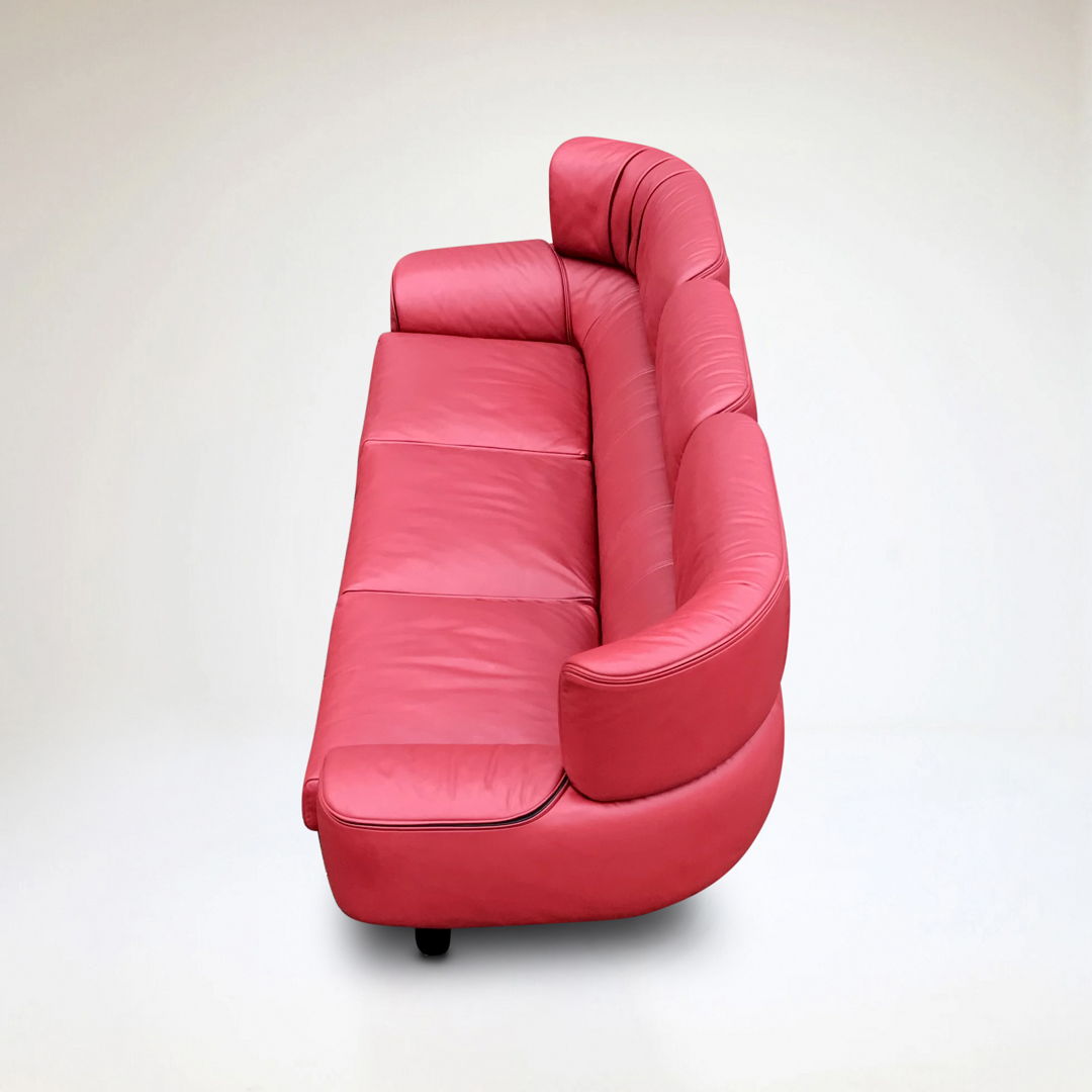 Bull 3-seater red leather sofa by Gianfranco Frattini for Cassina 1987
