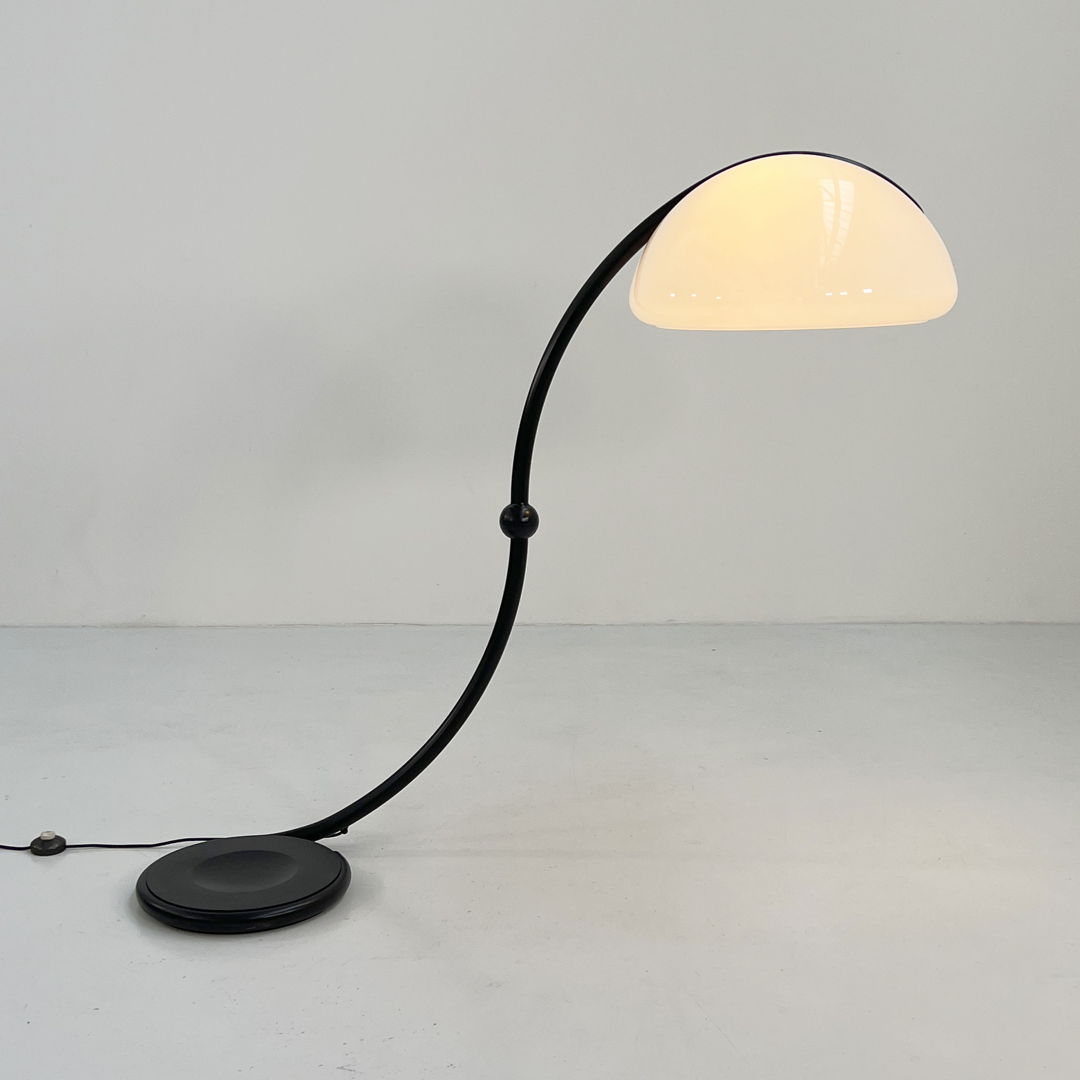 Black Serpente Floor Lamp by Elio Martinelli for Martinelli Luce, 1970s