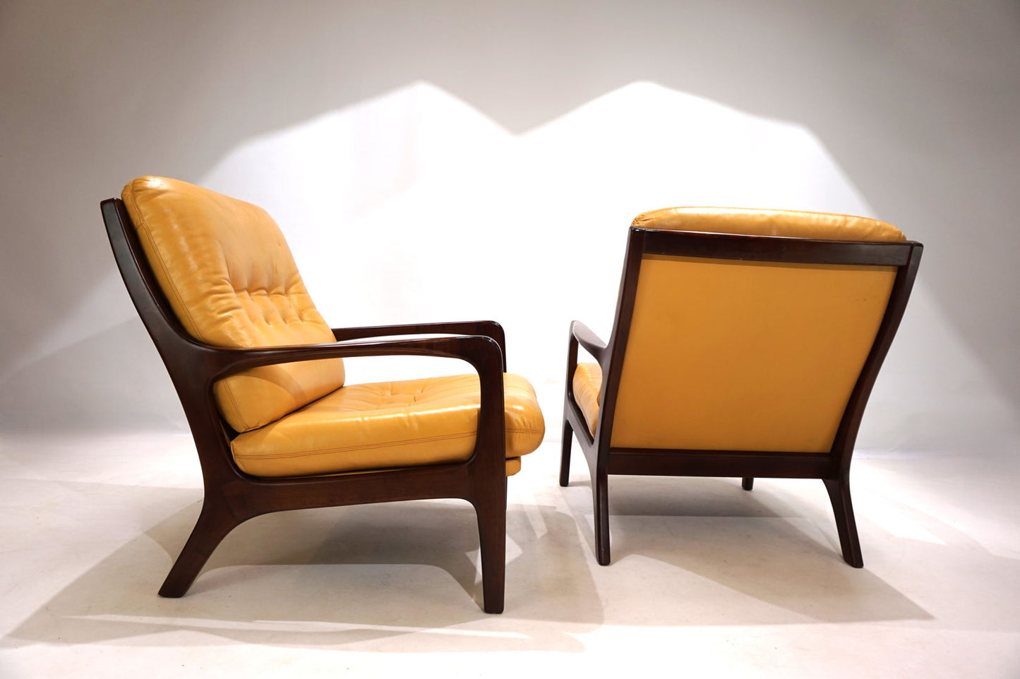 Set of 2 leather lounge chairs by Eugen Schmidt for Soloform, 1960