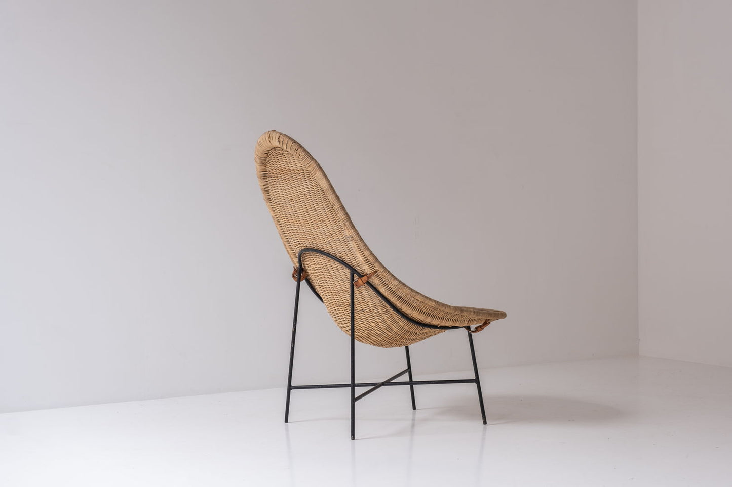 ‘Stora Kraal’ lounge chair by Kerstin Hörlin-Holmquist for Nordiska Kompaniet, Sweden 1952.