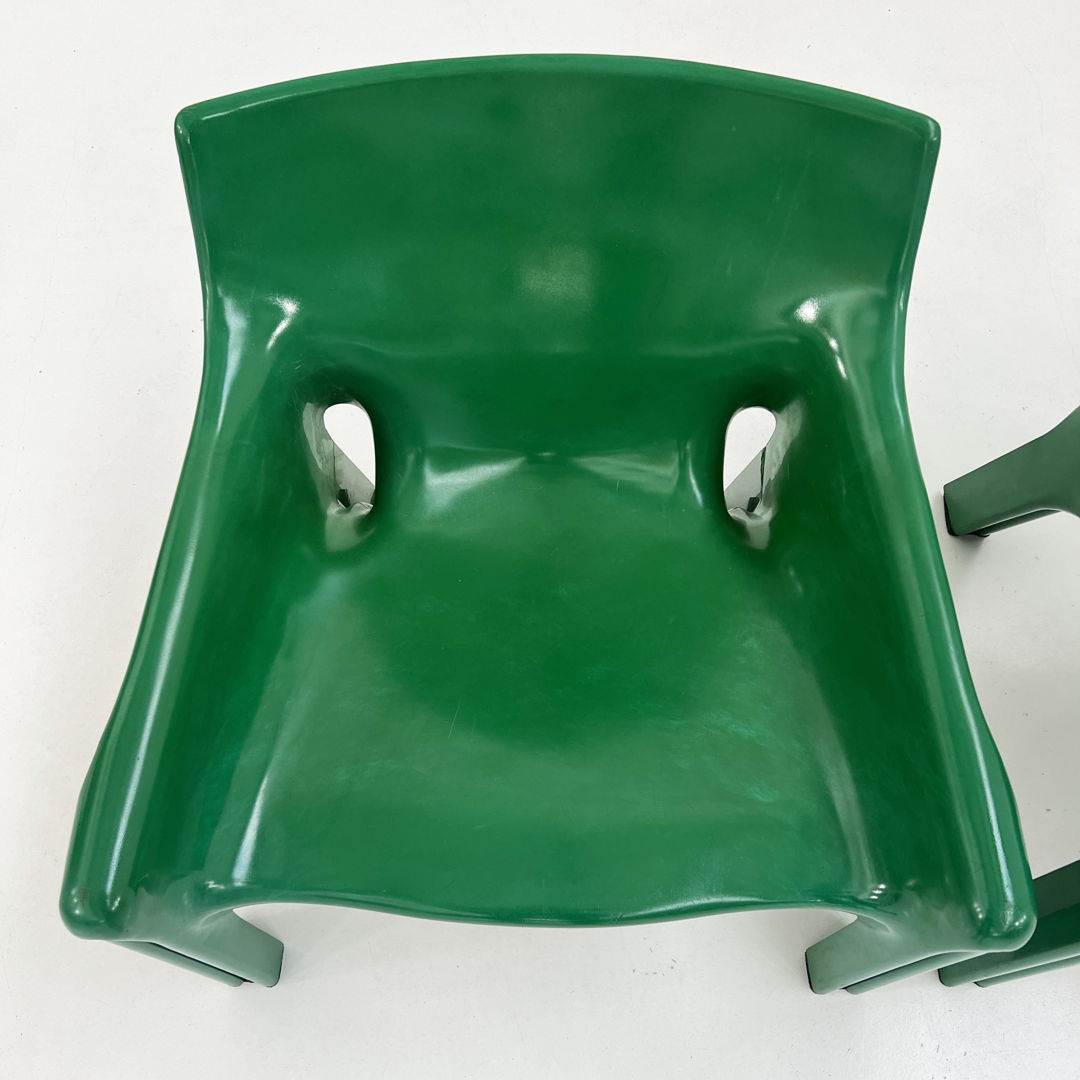 Pair of Green Vicario Lounge Chairs by Vico Magistretti for Artemide, 1970s