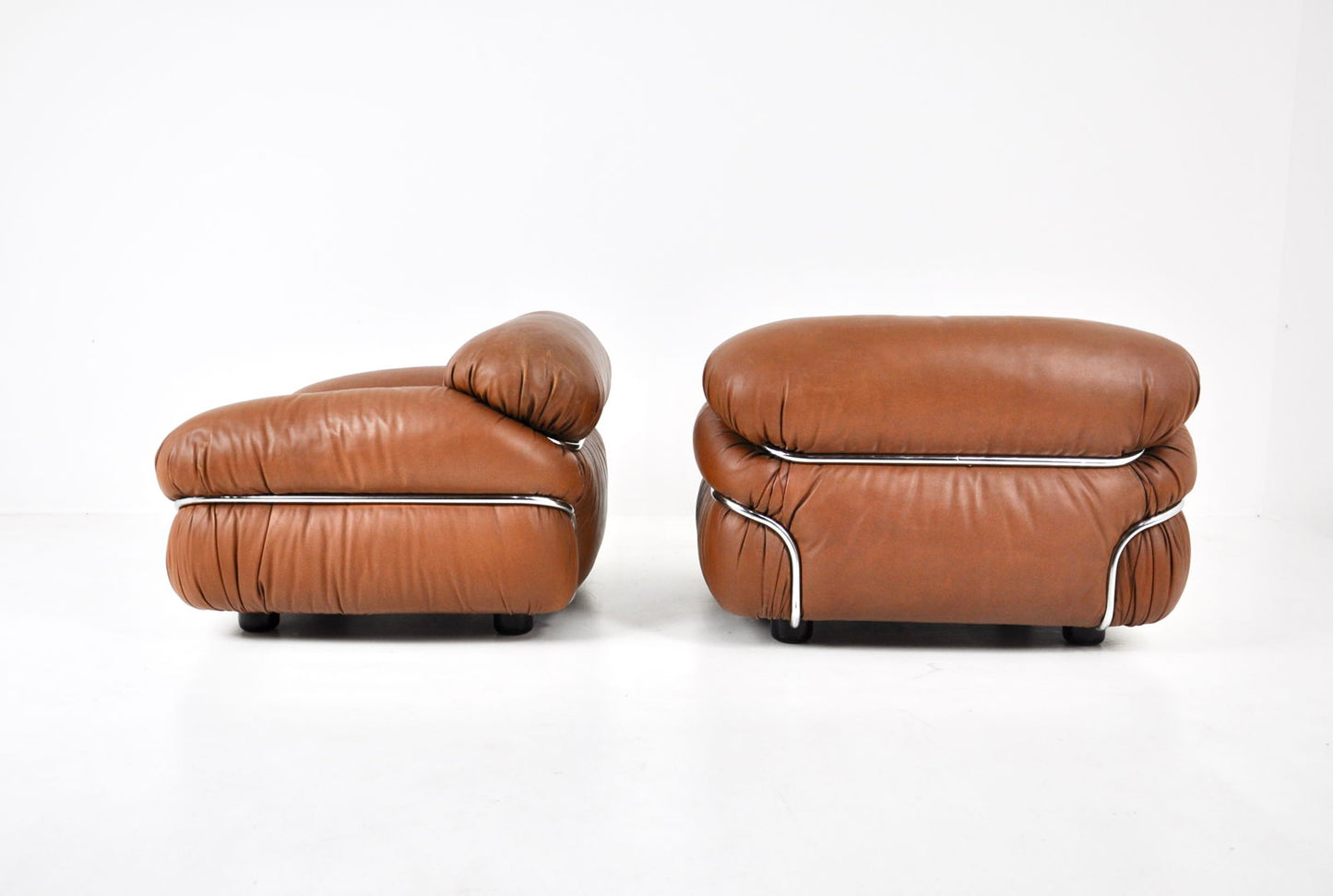 "Sesann" Lounge chairs by Gianfranco Frattini for Cassina, 1970s, set of 2