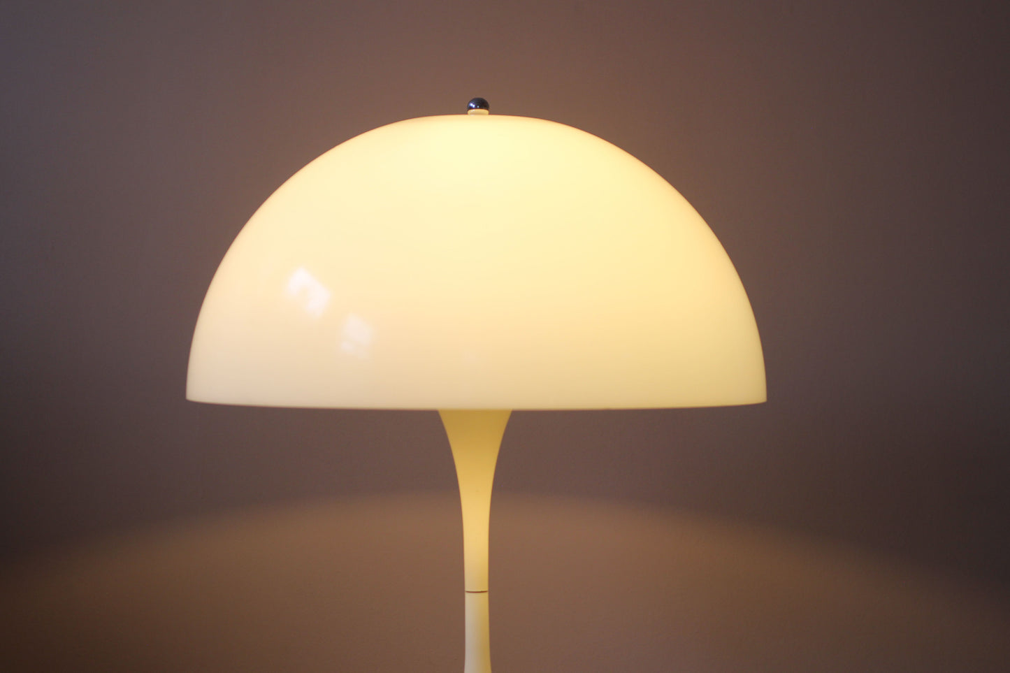 Louis Poulsen Phantella Lamp