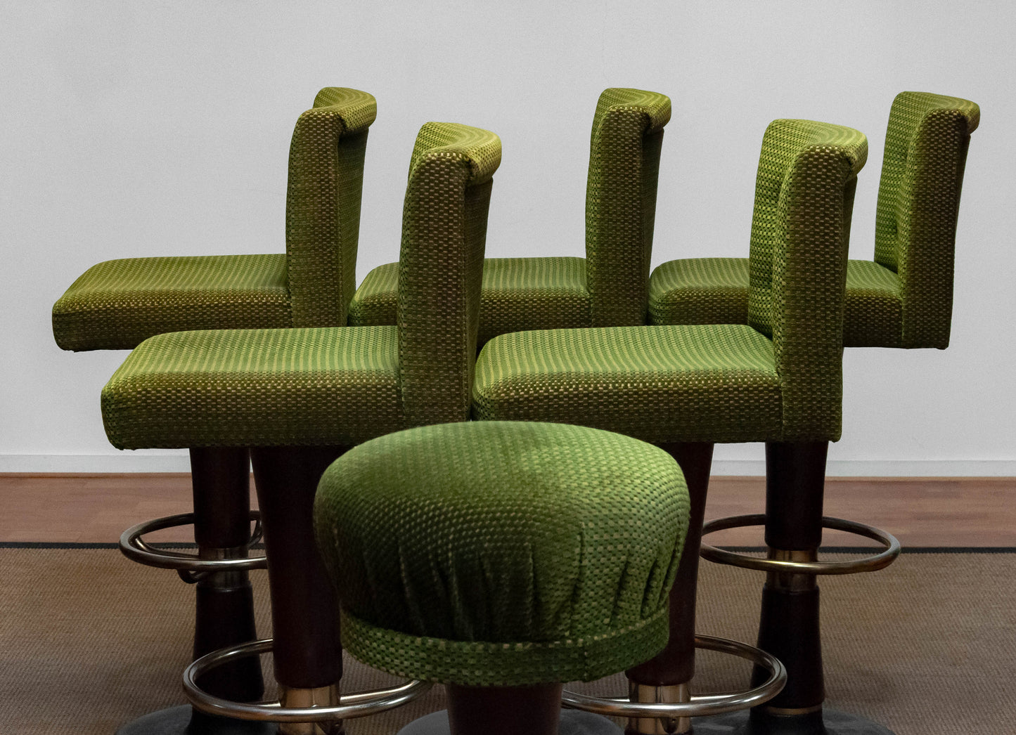 6x Vintage bar stools