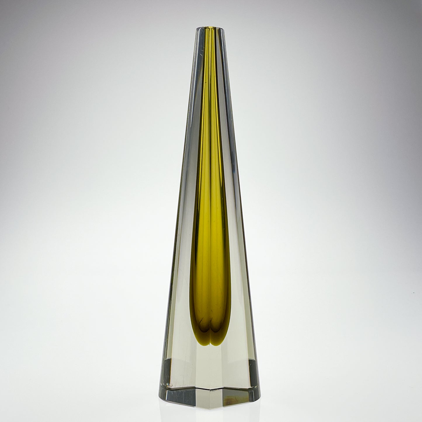 Kaj Franck glass art-object "Obeliski", model KF 246 by Nuutajärvi-Notsjö