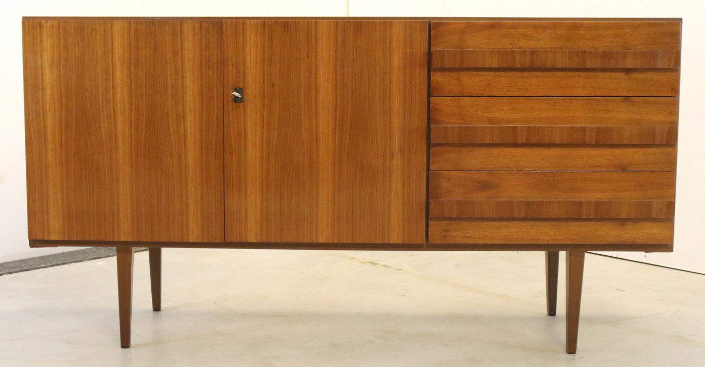 Vintage sideboard / dresser / TV cabinet 'Pritzier'