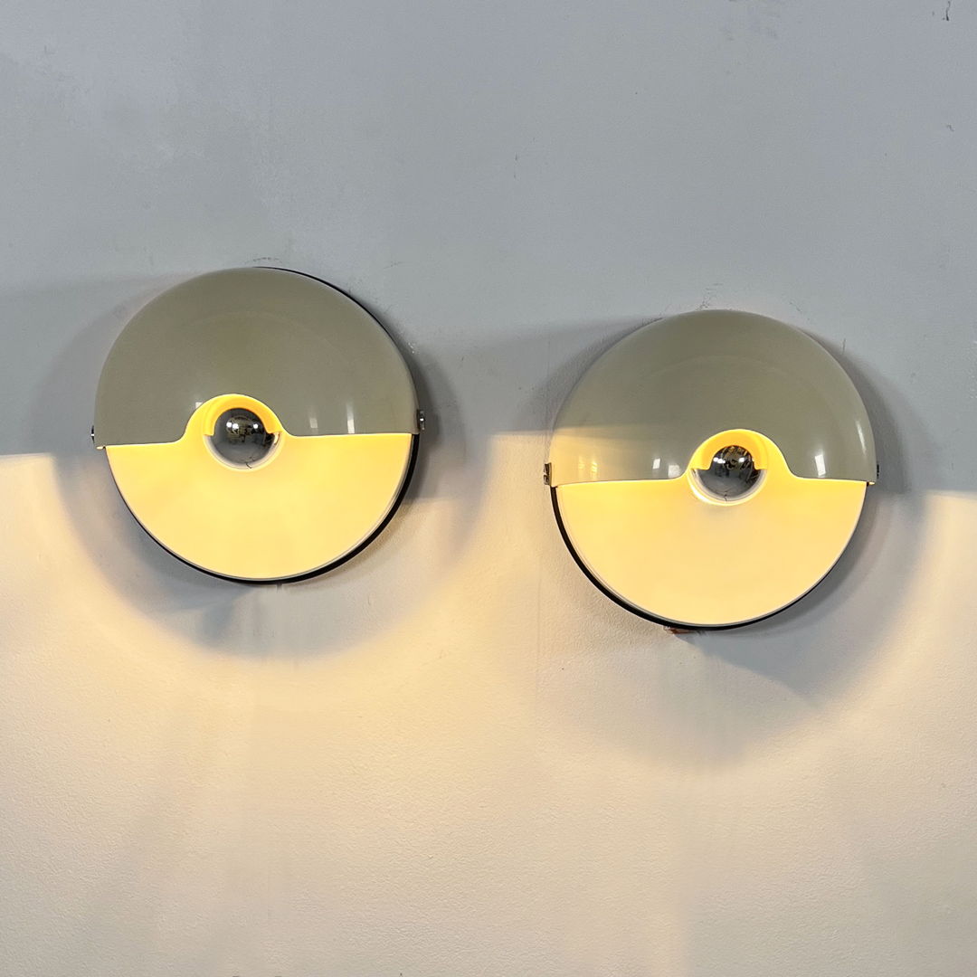 Pair of Mezzanotte Wall Lights from Guzzini, 1970s