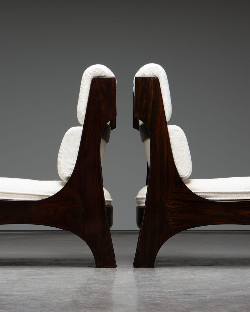 A PAIR OF ITALIAN EASY CHAIRS CLAUDIO SALOCCHI FOR SORMANI