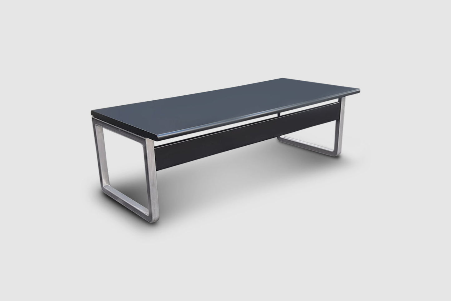 T333 desk by Eugenio Gerli and Osvaldo Borsani for Tecno Italy 1970s