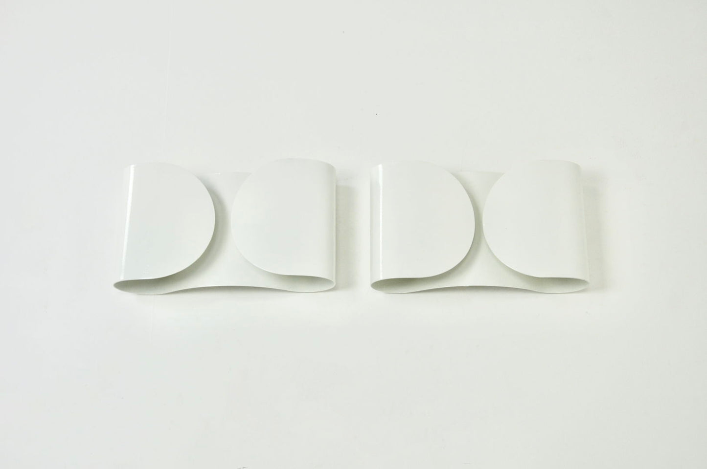 White Foglio Wall Lamps by Tobia & Afra Scarpa for Flos, 1960s, Set of 2