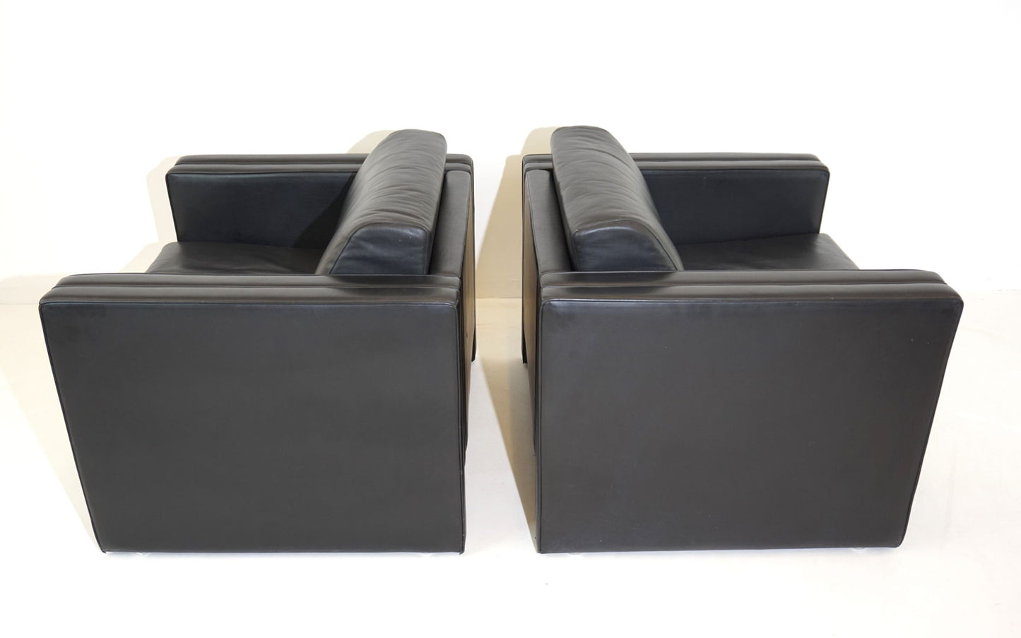 Knoll Studio Line set of 2 leather armchairs by Jürgen Lange