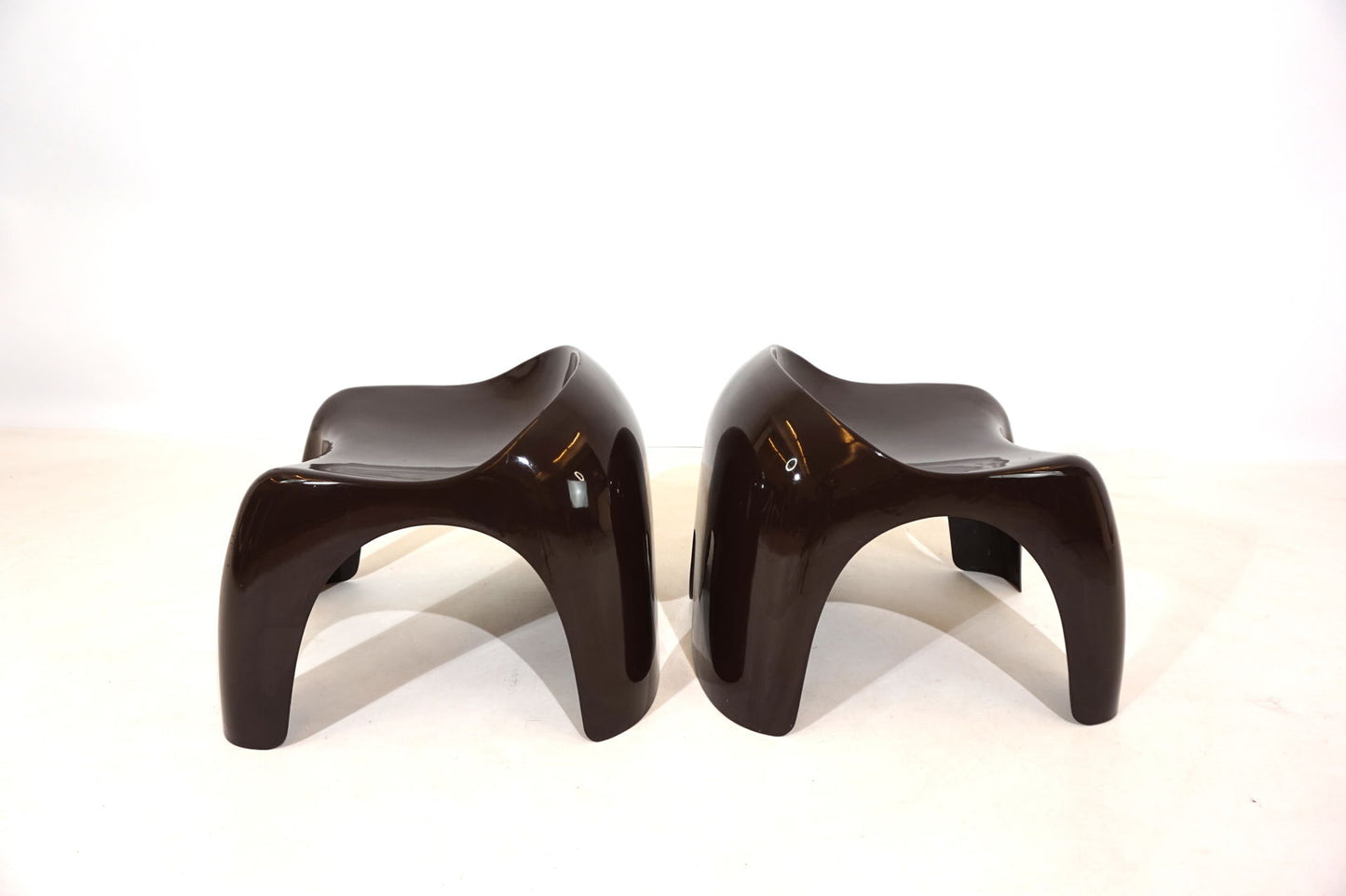 Artemide Efebo set of 2 plastic stools Space Age by Stacy Dukes