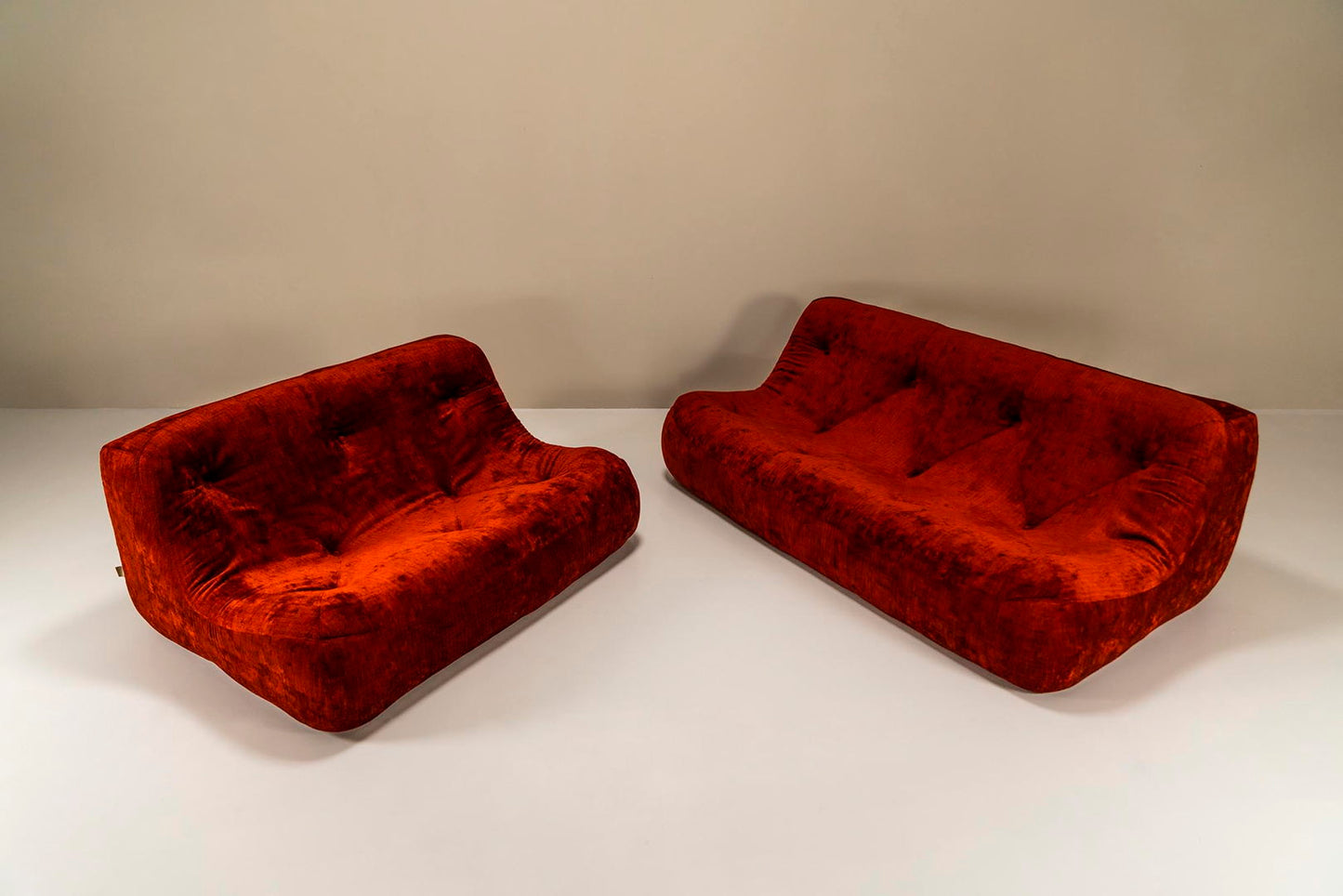 Three-seater And Two-Seater Model 'Kali' By Michel Ducaroy For Ligne Roset, France 1970s.