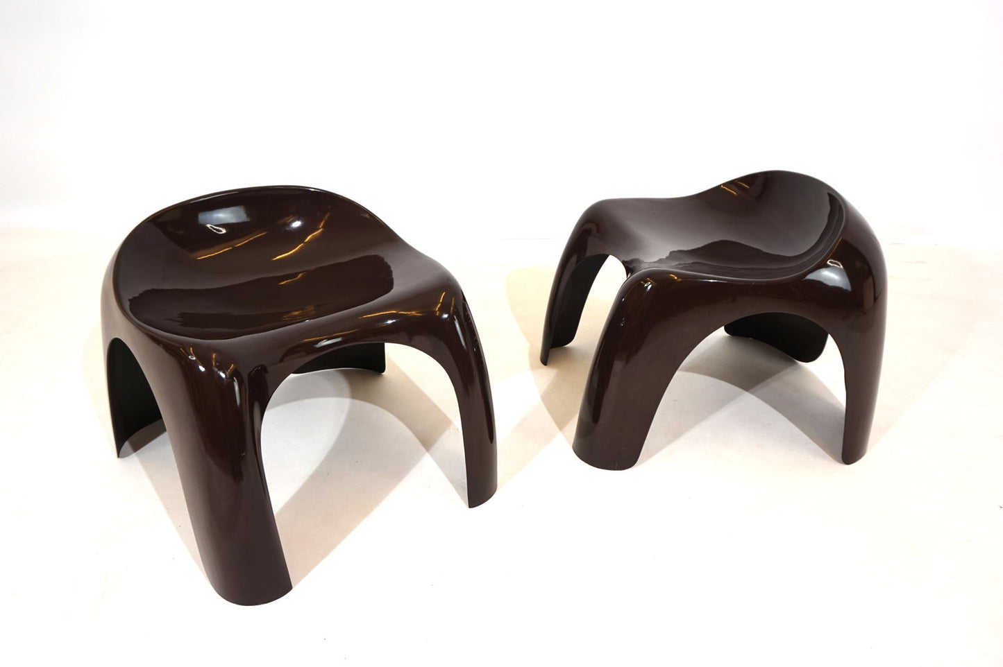 Artemide Efebo set of 2 plastic stools Space Age by Stacy Dukes