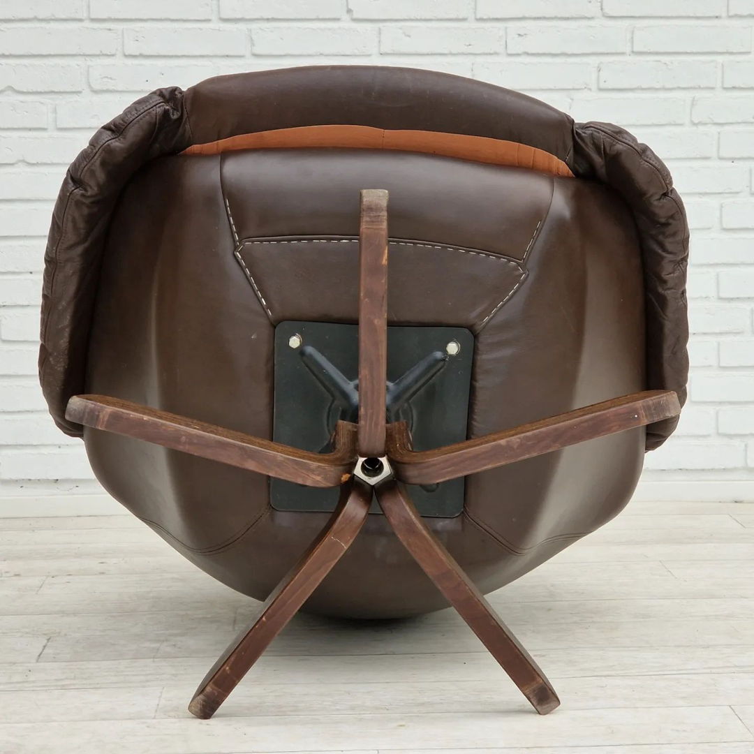 1970s, Vintage Danish leather armchair by H.W.Klein, original condition.