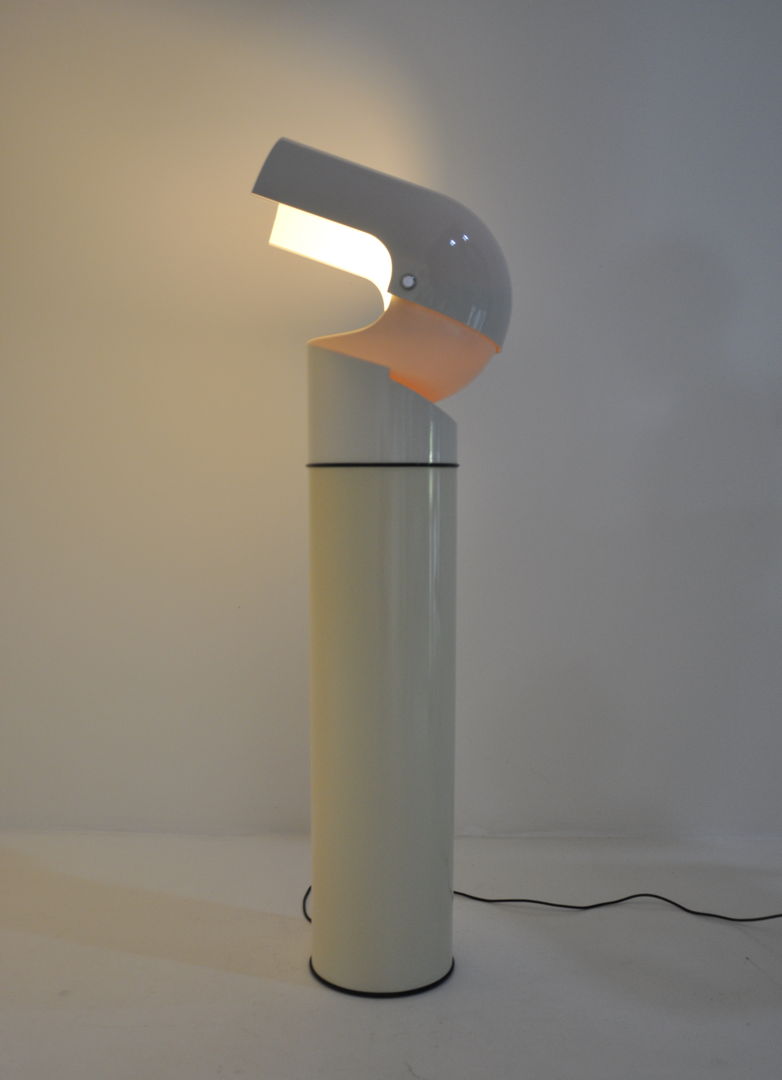 Pileo-Mezzo floor lamp by Gae Aulenti for Artemide, 1970s