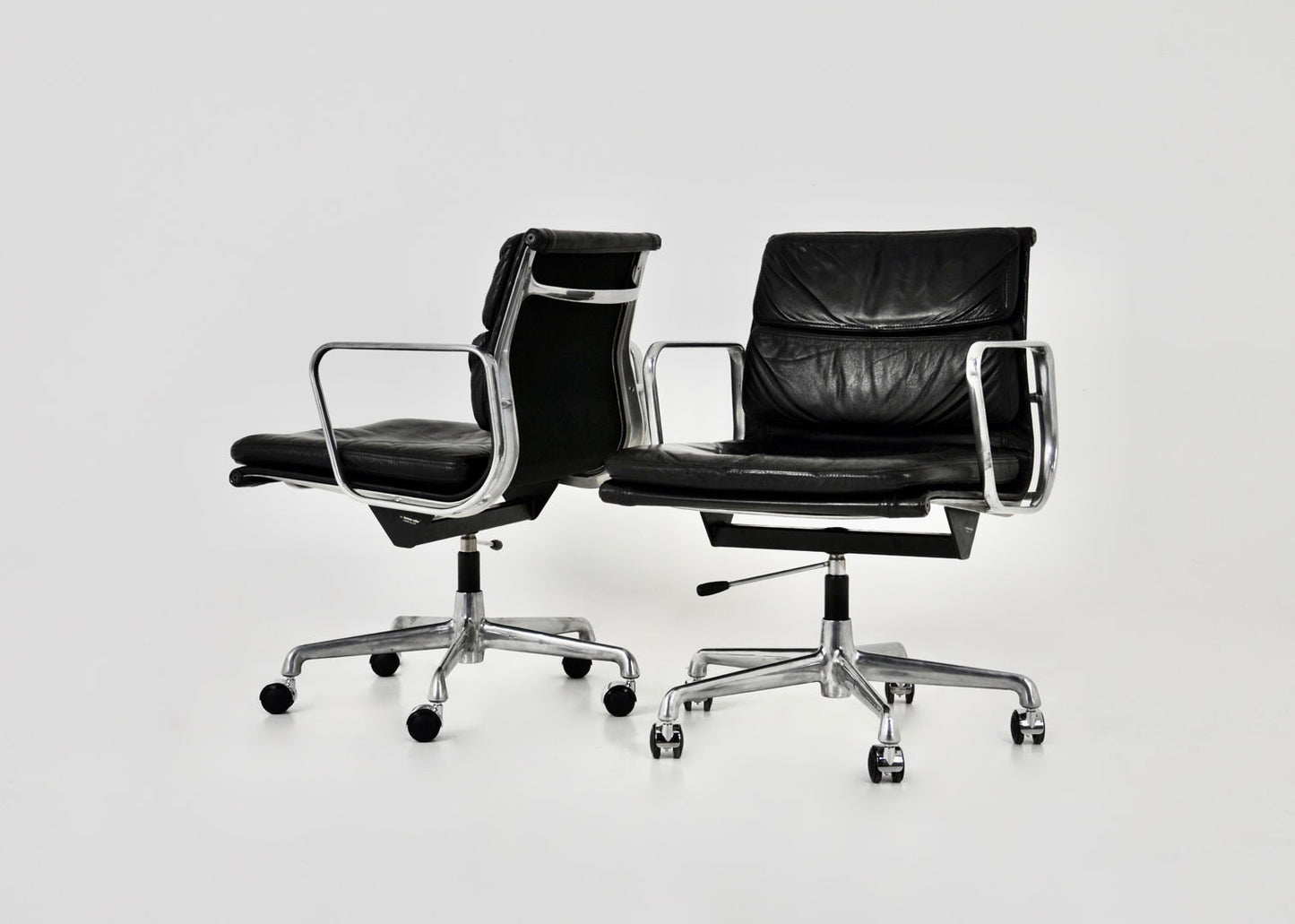 EA217 black Soft Pad Chairs by Charles & Ray Eames for Herman miller, 1970s, Set of 2