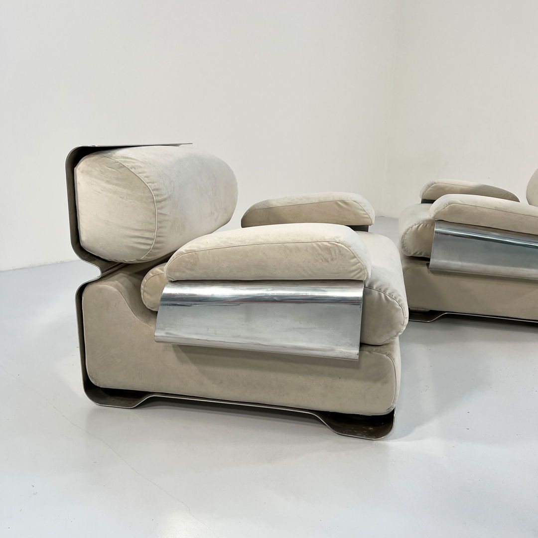 Pair of Armchairs by Gian Pietro Arosio for D.A.S, 1970s