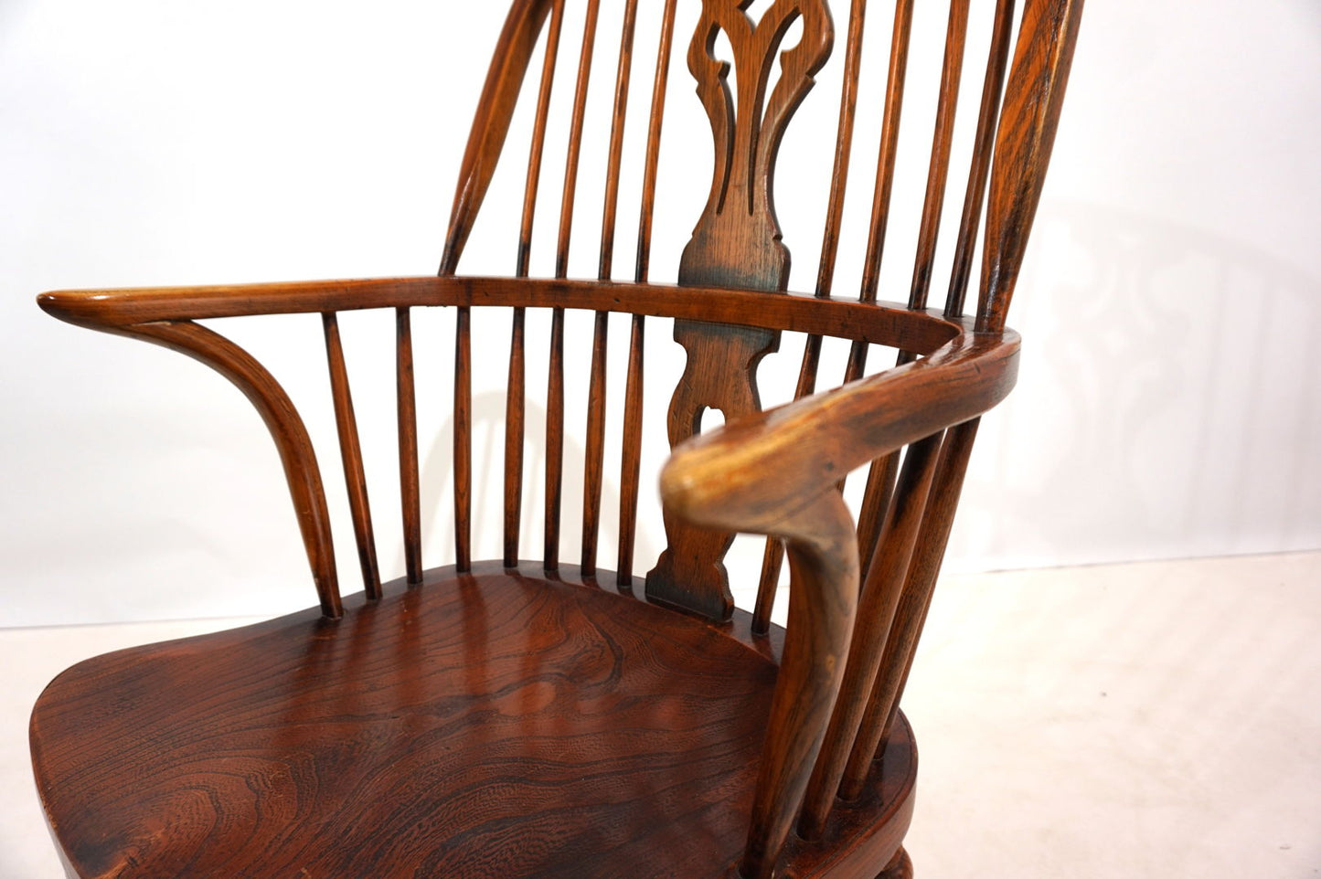 English Windsor chair with armrests