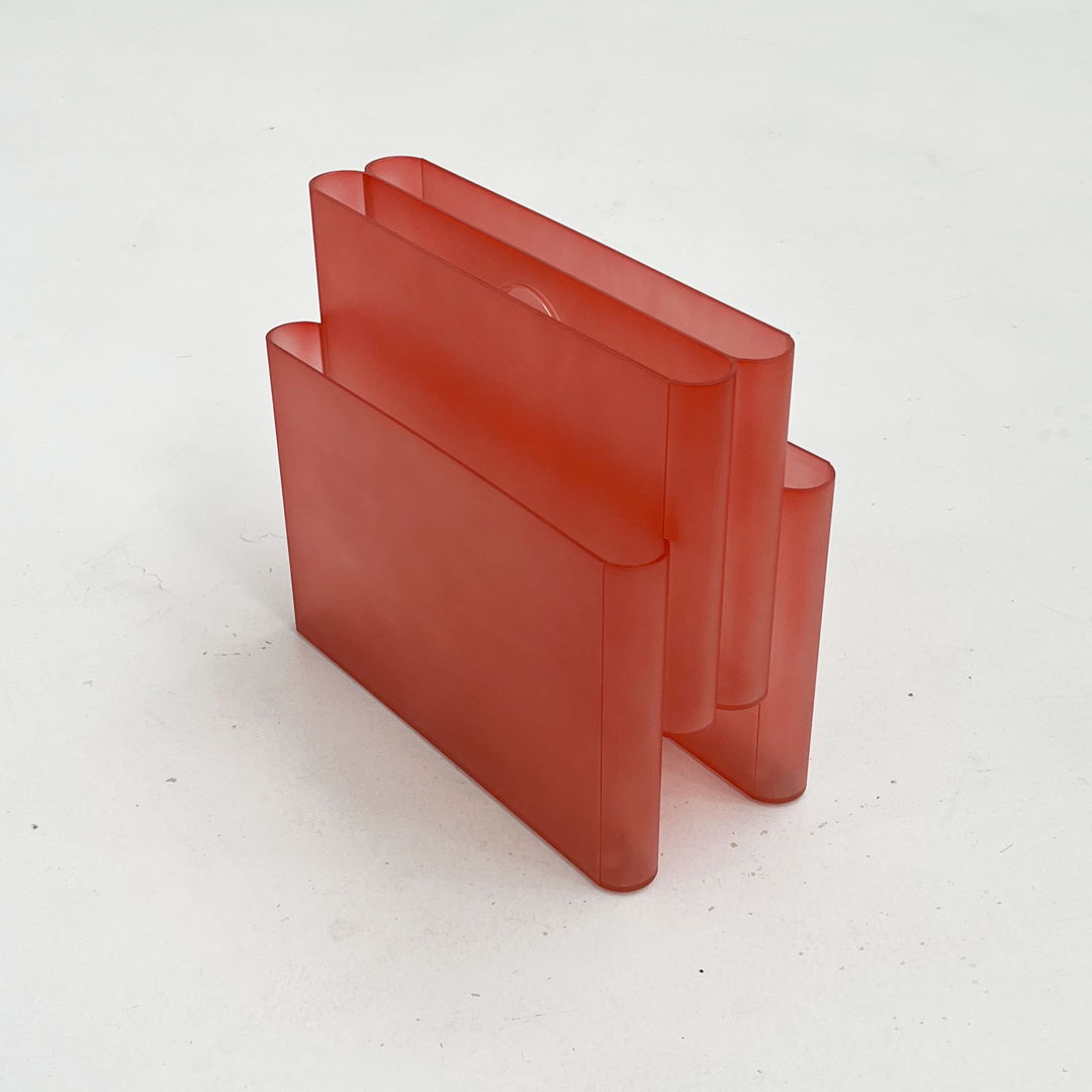 Acrylic Red Magazine Rack by Giotto Stoppino for Kartell, 1970s