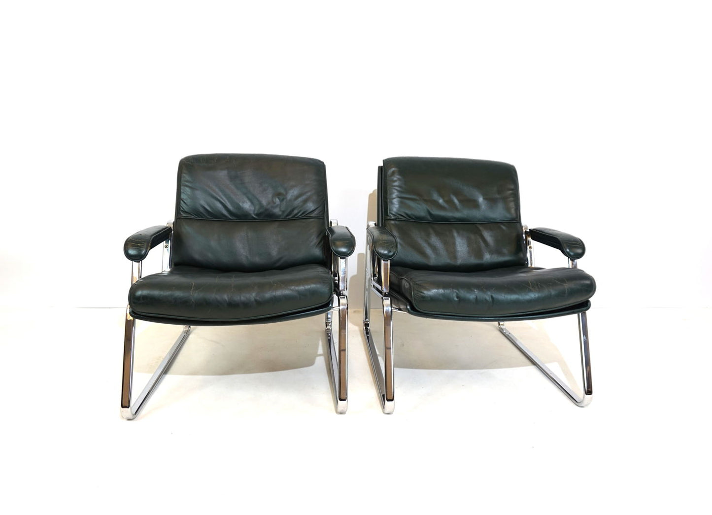 Set of 2 Drabert leather lounge chairs by Gerd Lange