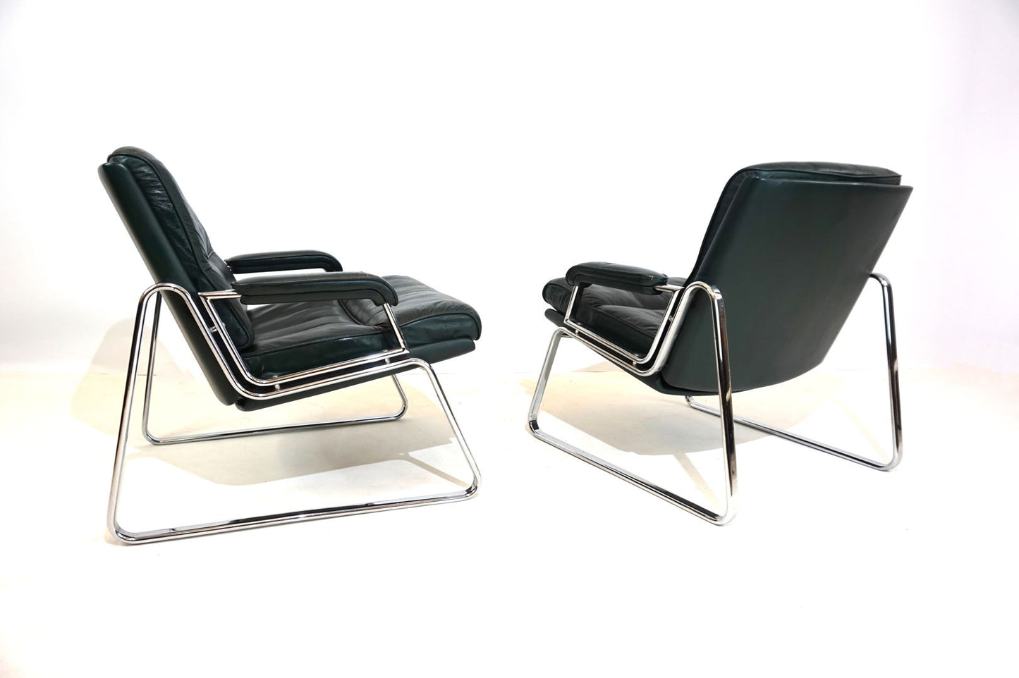 Set of 2 Drabert leather lounge chairs by Gerd Lange