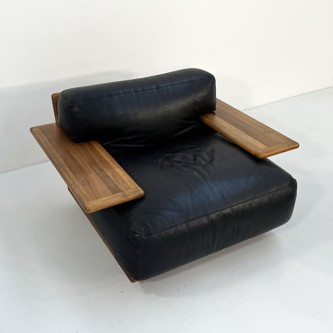 Pianura Armchair in Black Leather by Mario Bellini for Cassina, 1970s