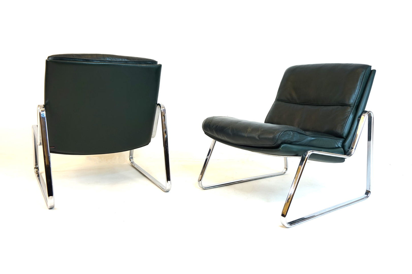 Set of 2 Drabert leather lounge chairs by Gerd Lange