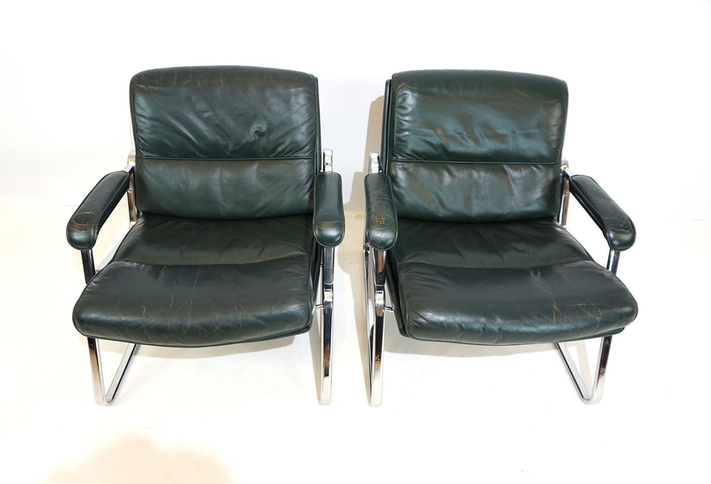 Set of 2 Drabert leather lounge chairs by Gerd Lange