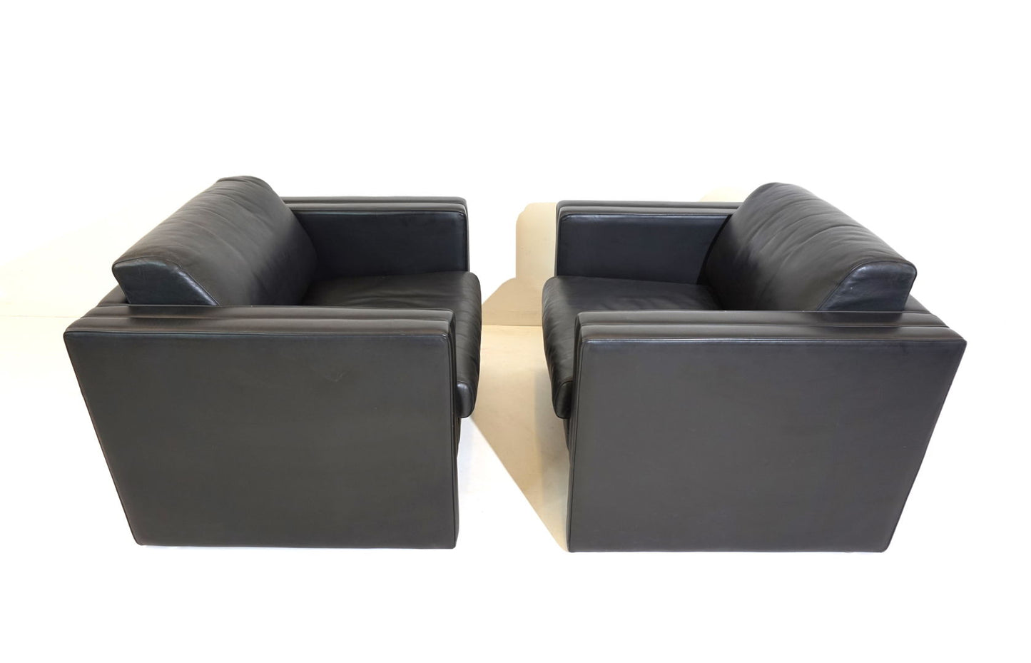 Knoll Studio Line set of 2 leather armchairs by Jürgen Lange