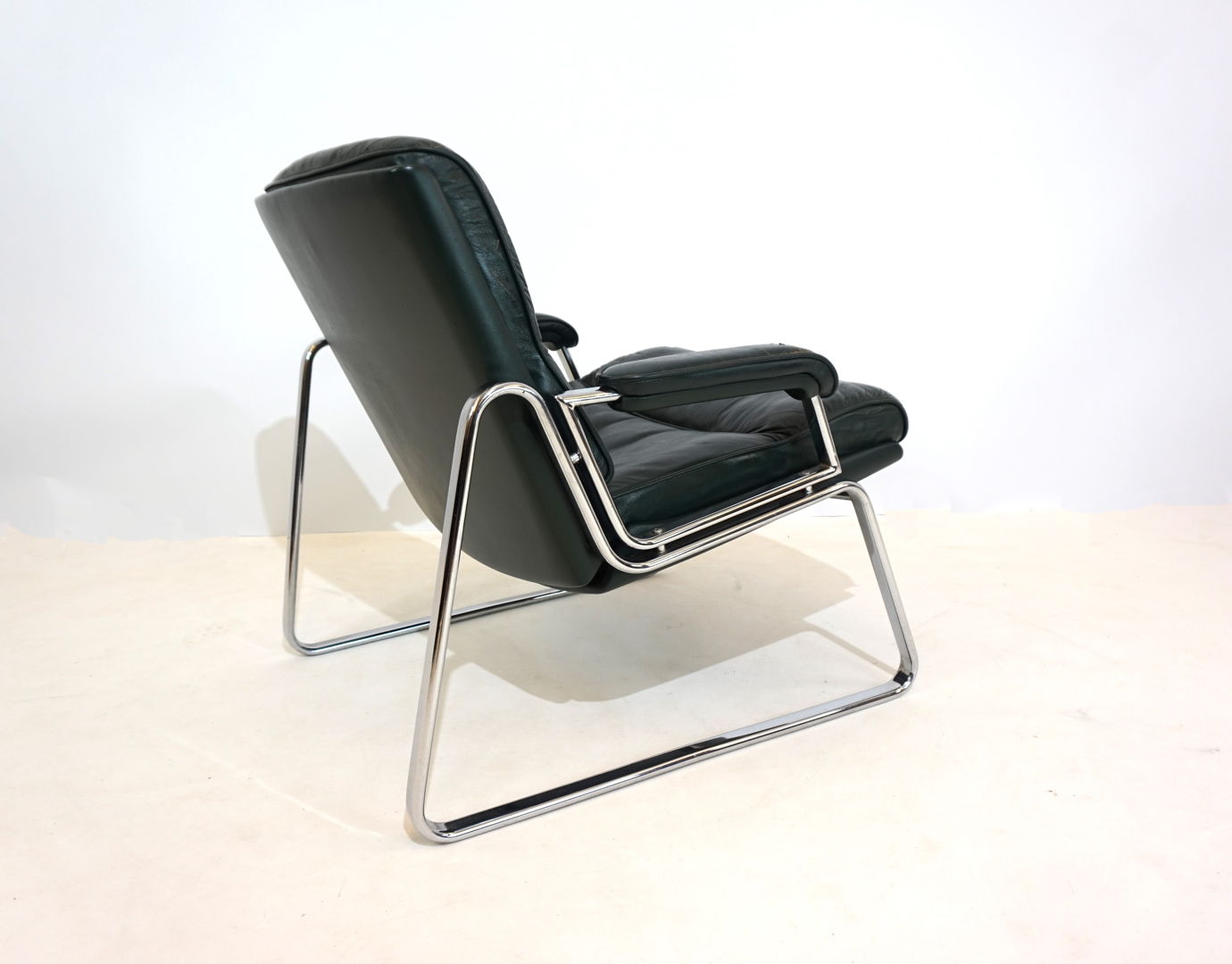 Set of 2 Drabert leather lounge chairs by Gerd Lange