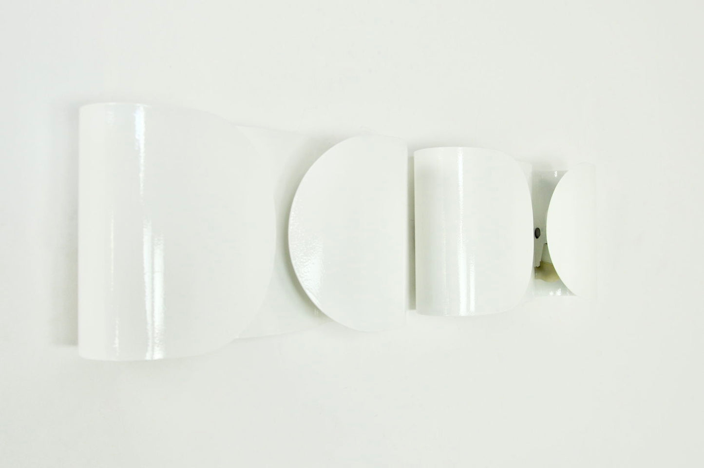 White Foglio Wall Lamps by Tobia & Afra Scarpa for Flos, 1960s Set of 2