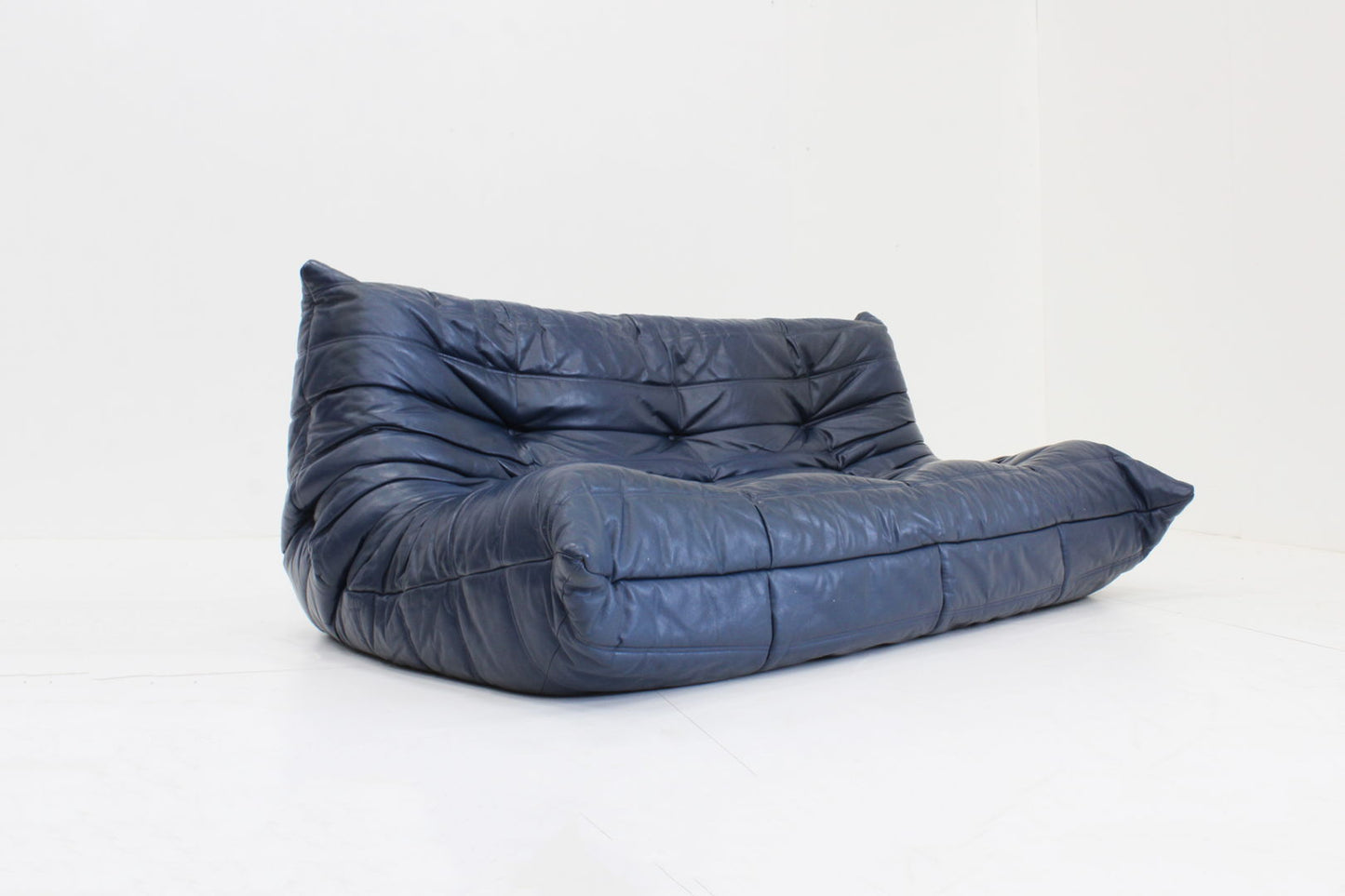 Original Vintage Togo ligne Roset 3 seater sofa in blue leather by Michel Ducaro