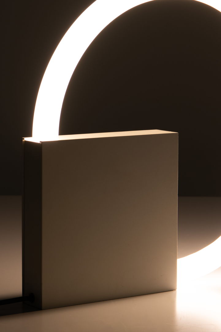 TC6 lamp designed by Aldo van den Nieuwelaar