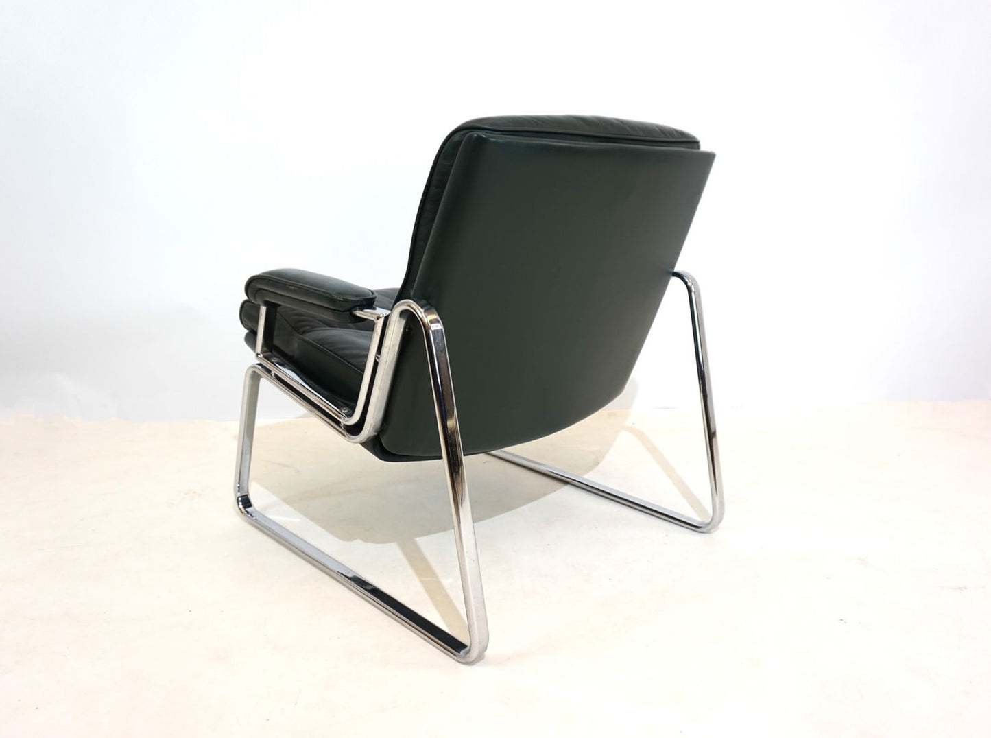 Set of 2 Drabert leather lounge chairs by Gerd Lange