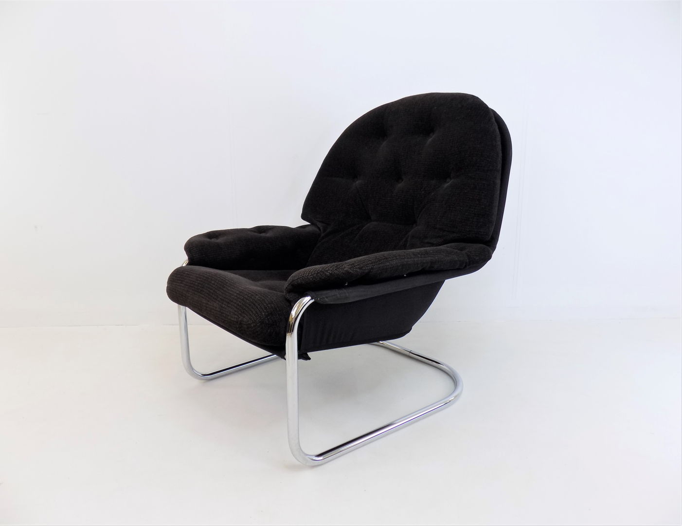 Scandinavian cantilever chair from the 1970s