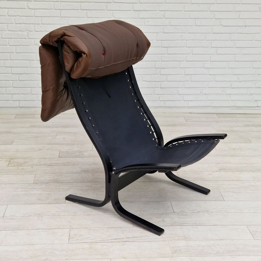 1960’s, Norwegian design, "Siesta" lounge chair by Ingmar Relling, leather, bentwood.