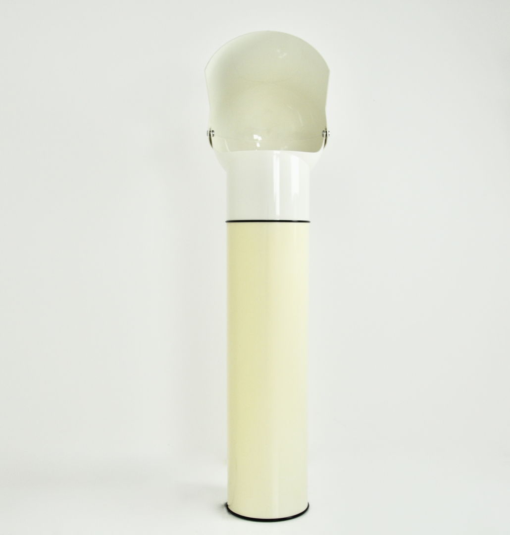 Pileo-Mezzo floor lamp by Gae Aulenti for Artemide, 1970s