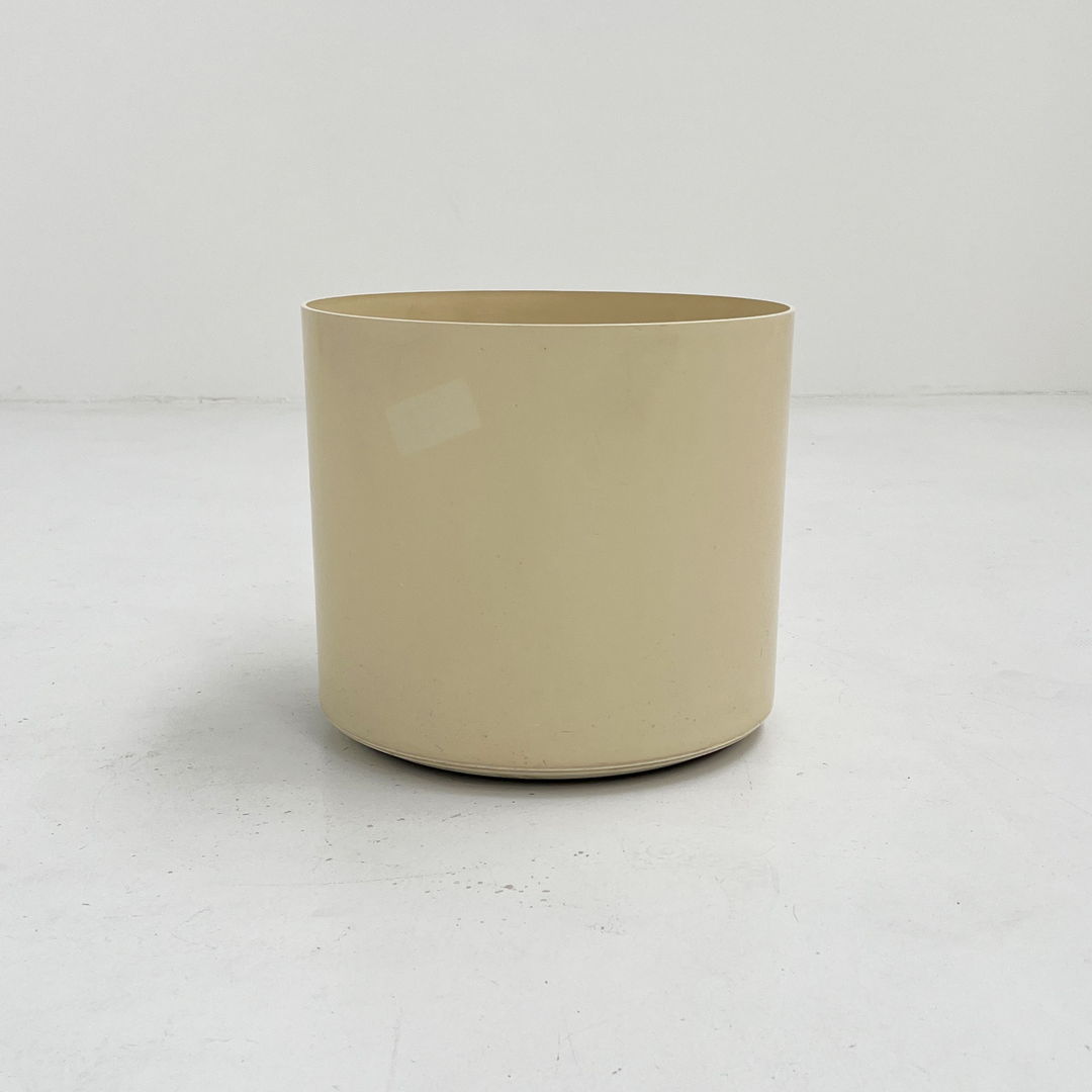 Large Crescendo Planter on Wheels By Isao Hosoe for Bilumen, 1970s