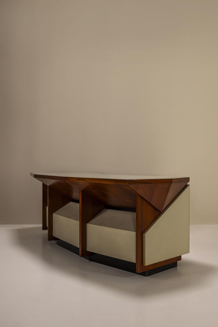 Architectural Desk In Mahogany And Relief Textured Leather, Italy 1960's