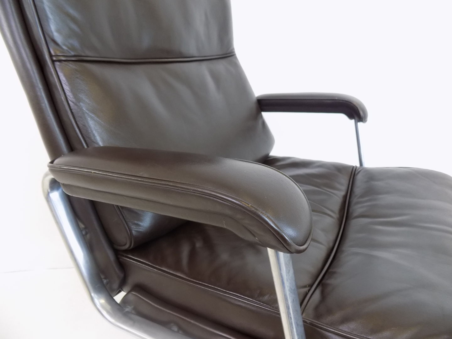 Drabert leather office chair