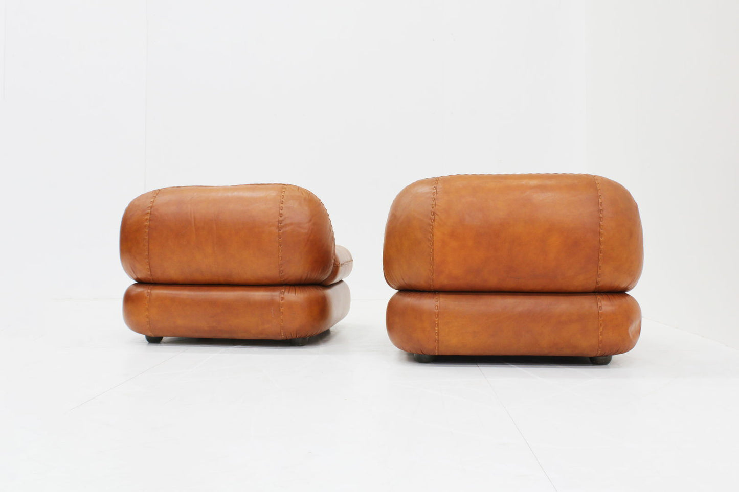 Sapporo Italian cognac leather lounge chairs for Mobil Girgi 1970s , set of 2