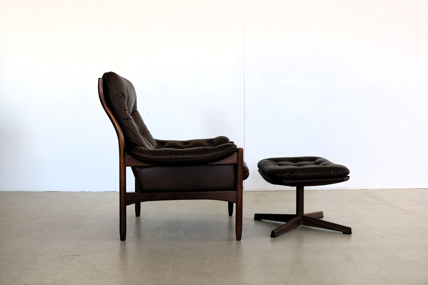 vintage easy chair | armchair | G-Mobel | Sweden