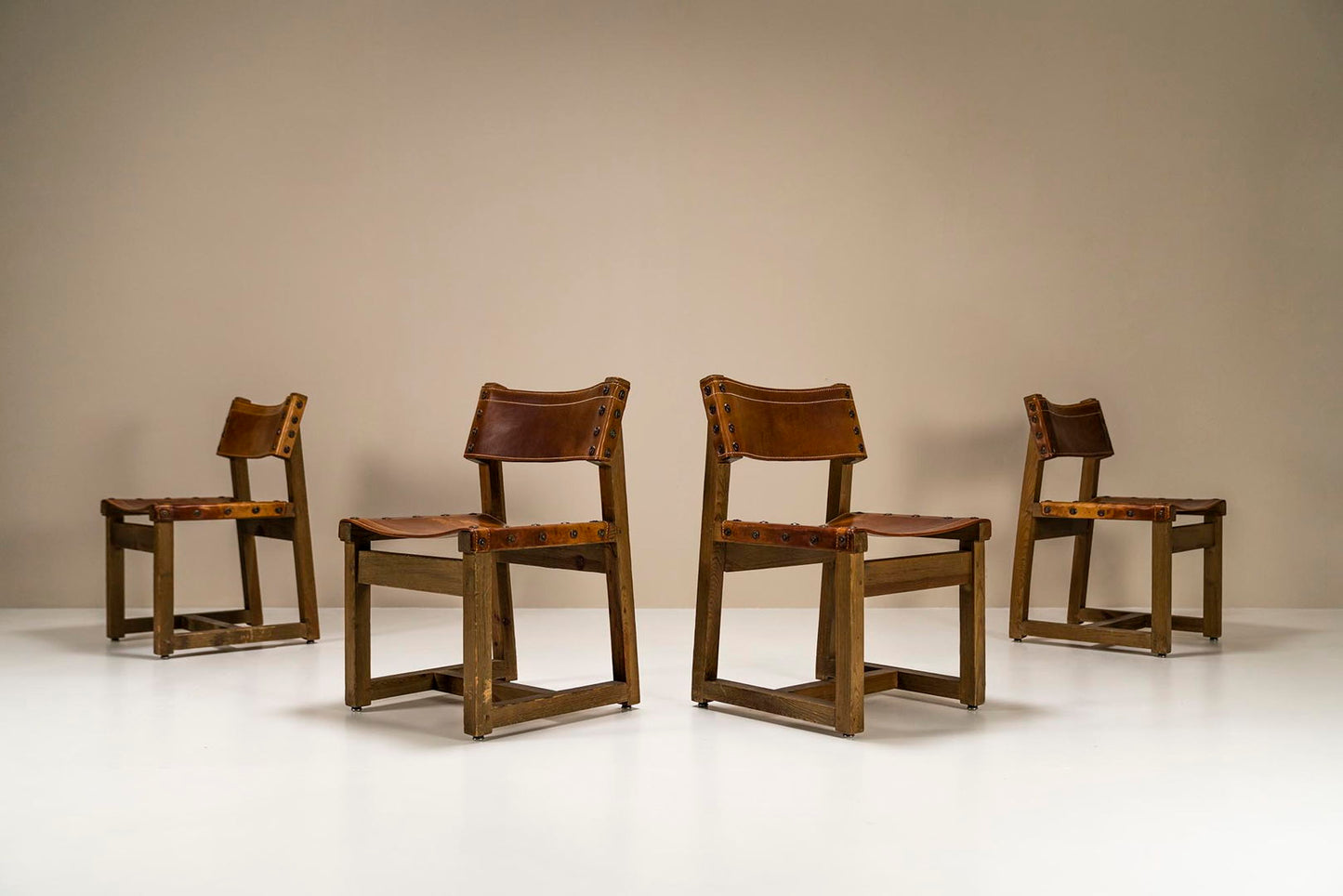 Biosca Set Of 4 Chairs In Pine And Cognac Saddle Leather, Spain 1960s