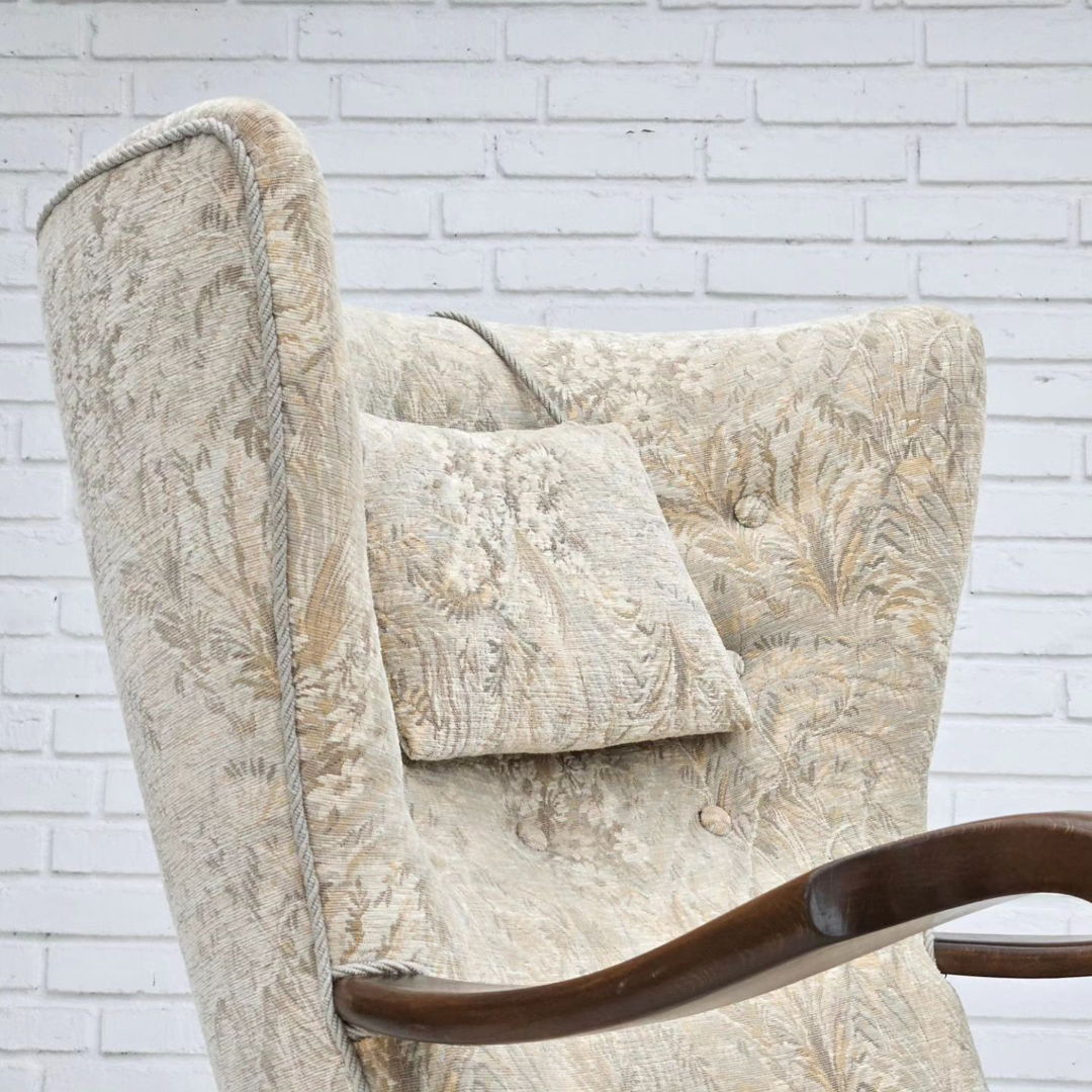 1960s, Danish design by Alfred Christensen for Slagelse Møbelværk, armchair in good condition.